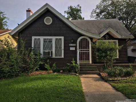 1423 E Highland Boulevard San Antonio TX 78210