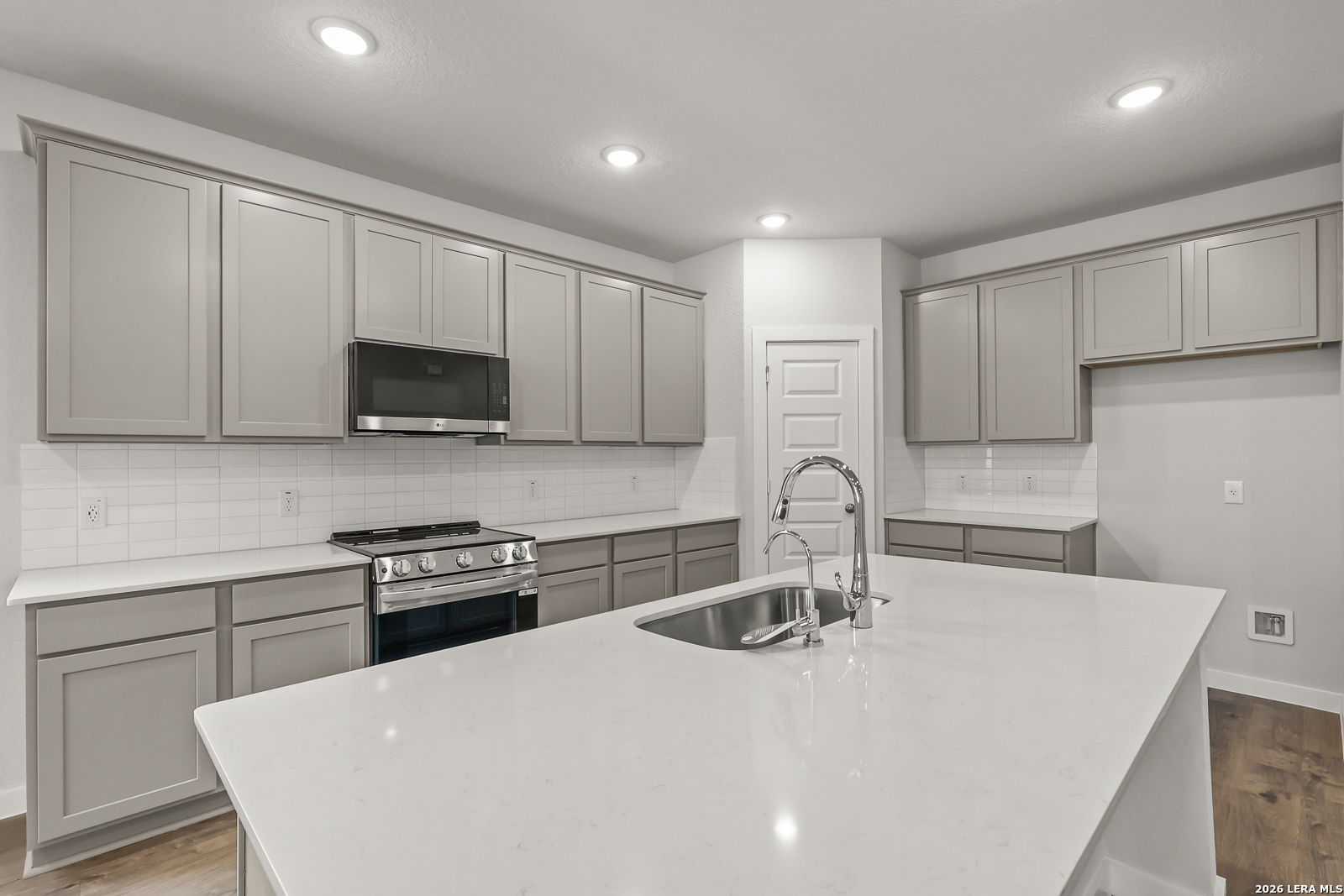 8307 Smithers Avenue San Antonio TX 78252