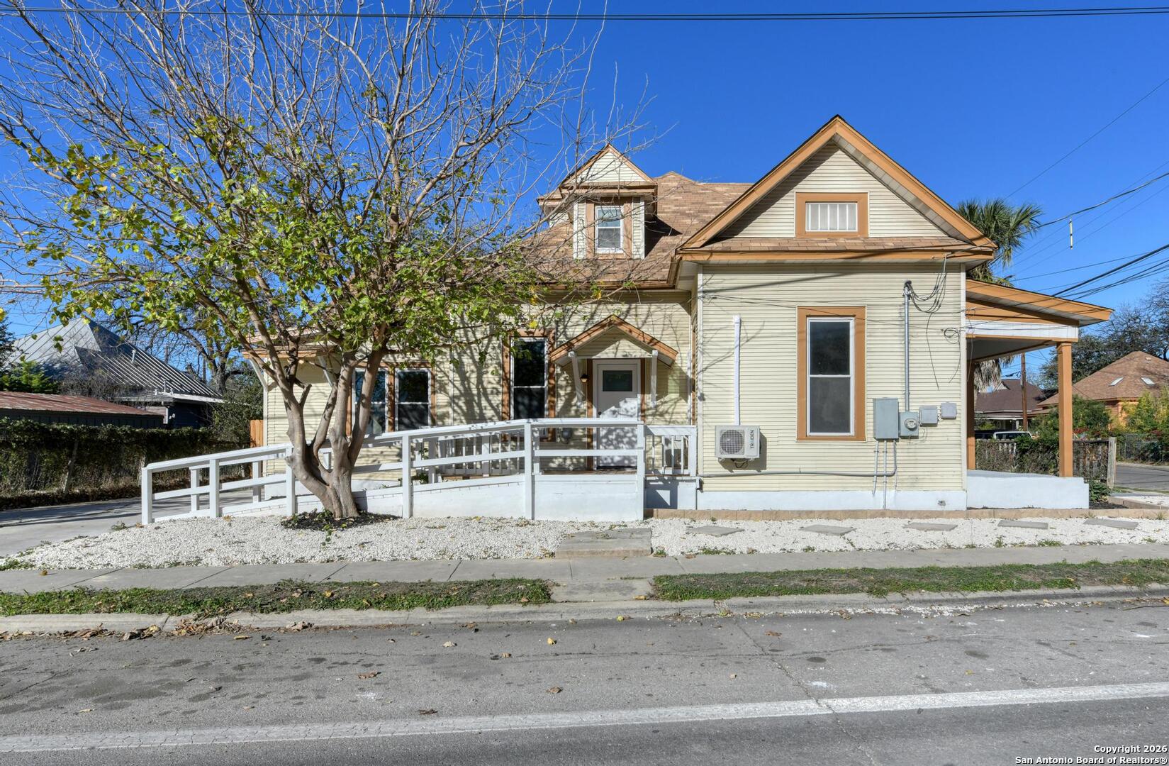 224 E Rische San Antonio TX 78204