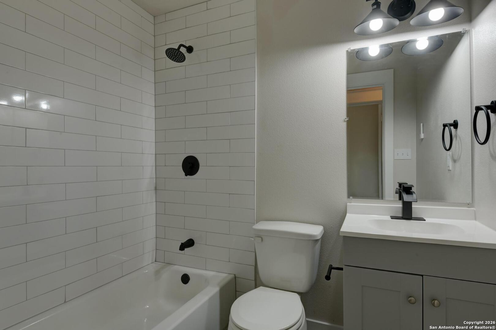 224 E Rische San Antonio TX 78204