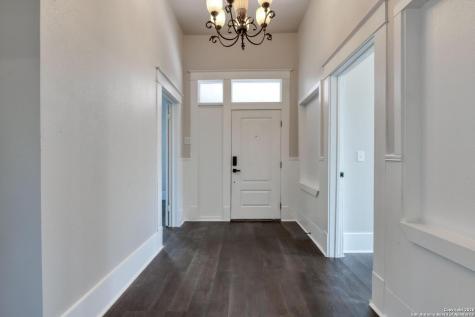 224 E Rische San Antonio TX 78204