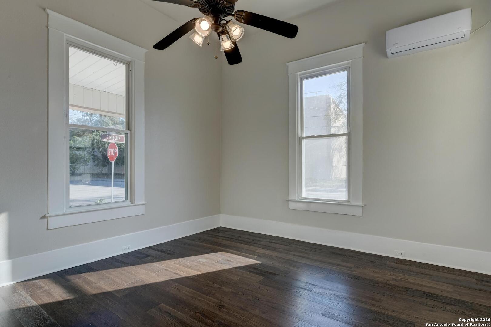 224 E Rische San Antonio TX 78204