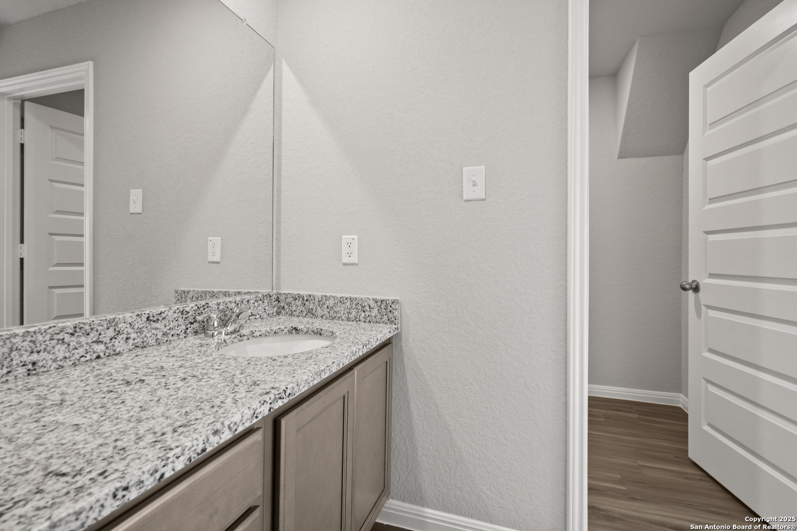 10310 Liberty Grove San Antonio TX 78224