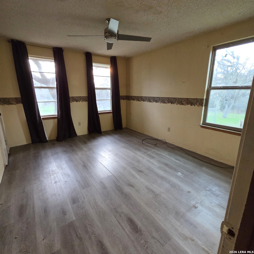 531 Deer Loop Lagrange TX 78945