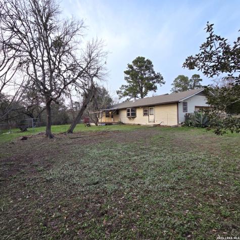 531 Deer Loop Lagrange TX 78945