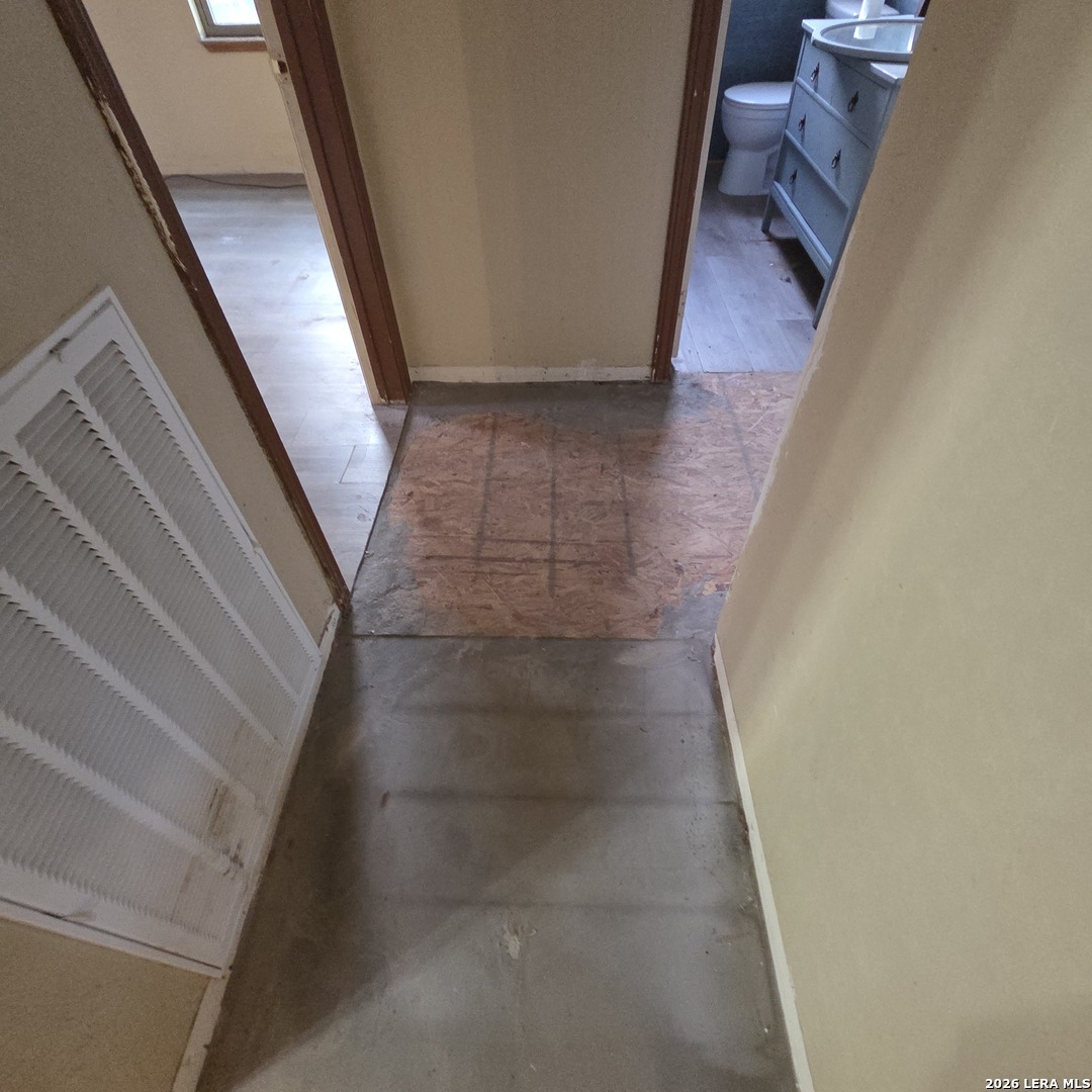 531 Deer Loop Lagrange TX 78945