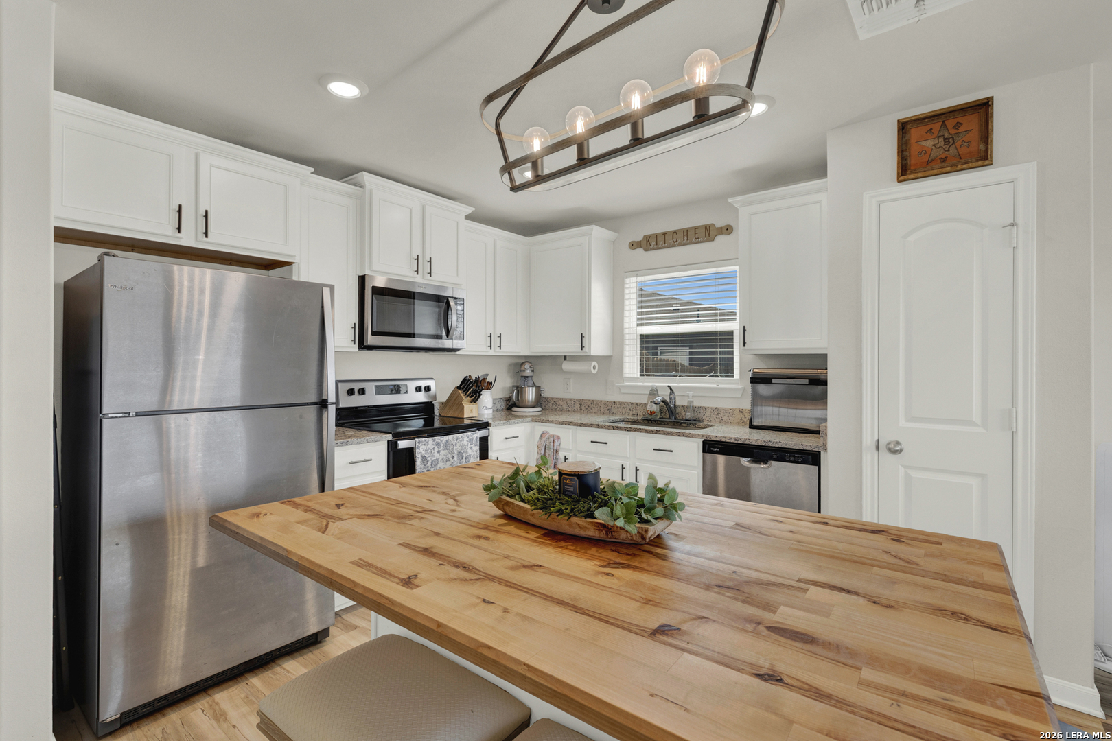 16005 Dickens Bluff Lytle TX 78052