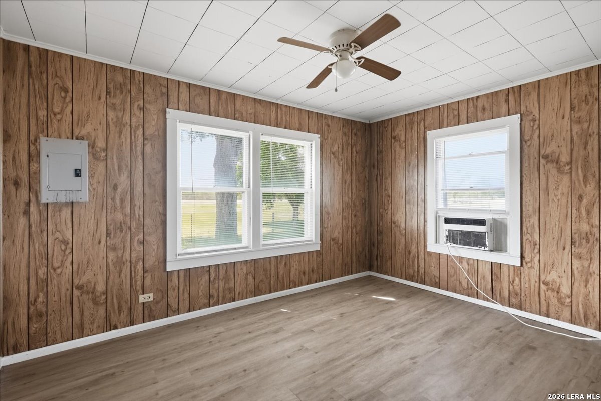171 County Road 325 George West TX 78022