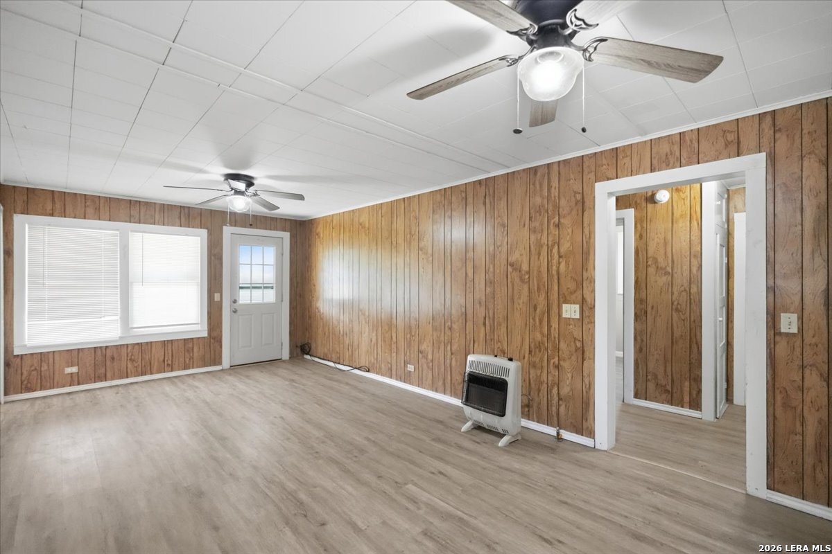 171 County Road 325 George West TX 78022