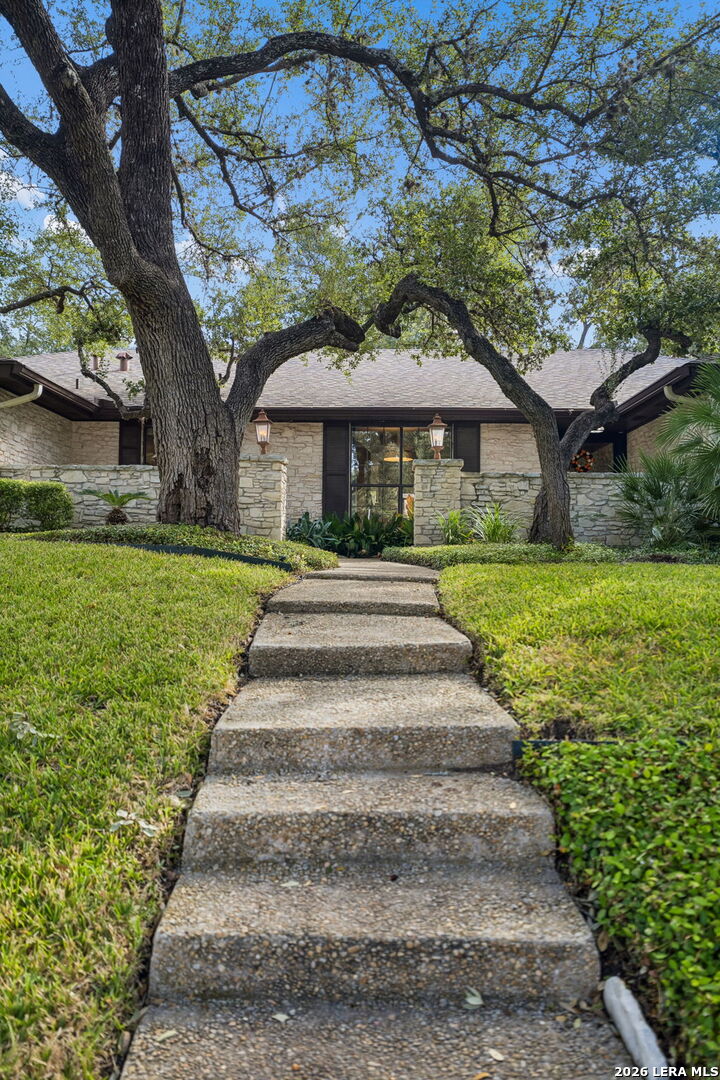 13050 N Hunters Circle San Antonio TX 78230
