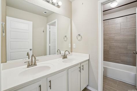 7615 Champion Creek San Antonio TX 78252