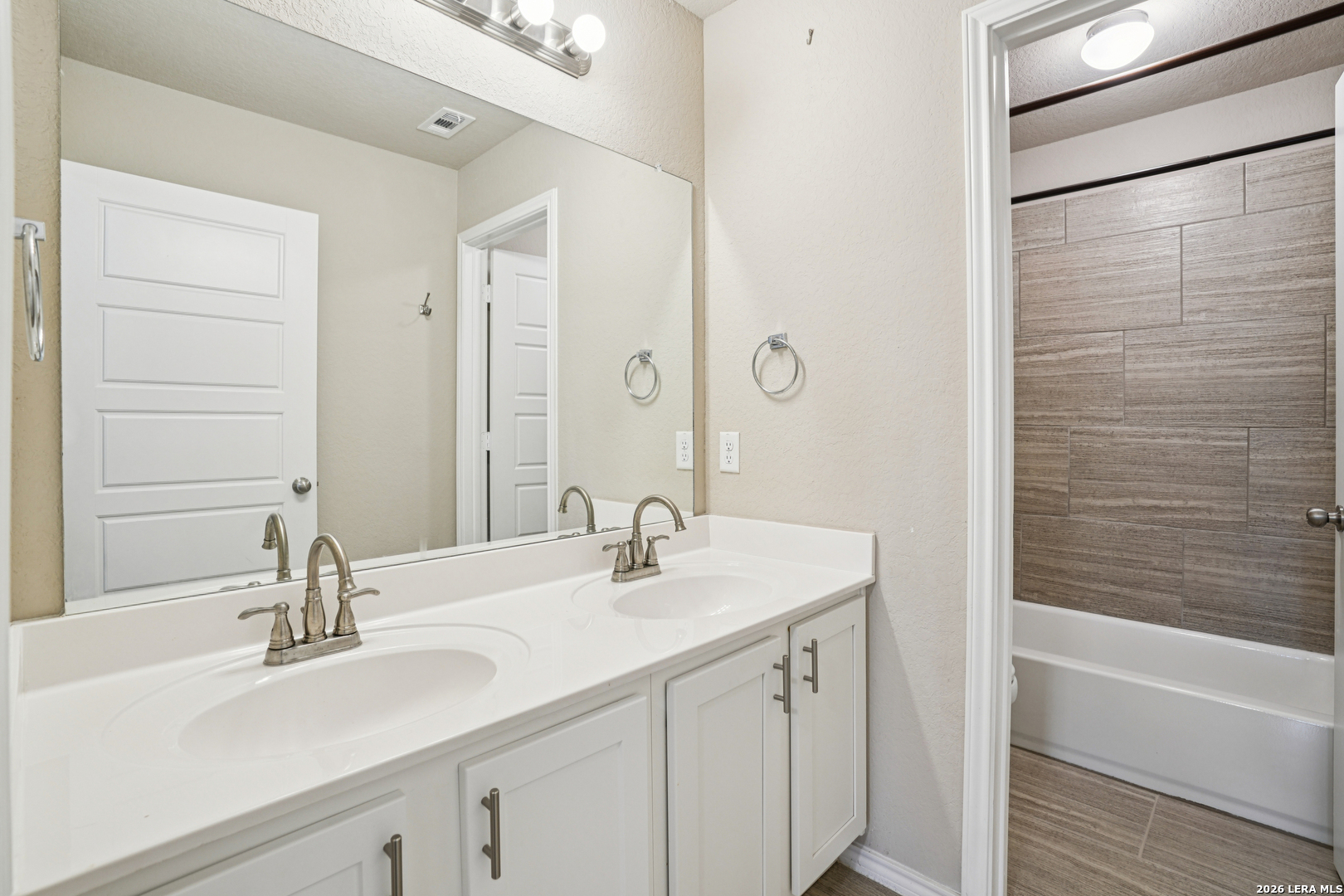 7615 Champion Creek San Antonio TX 78252