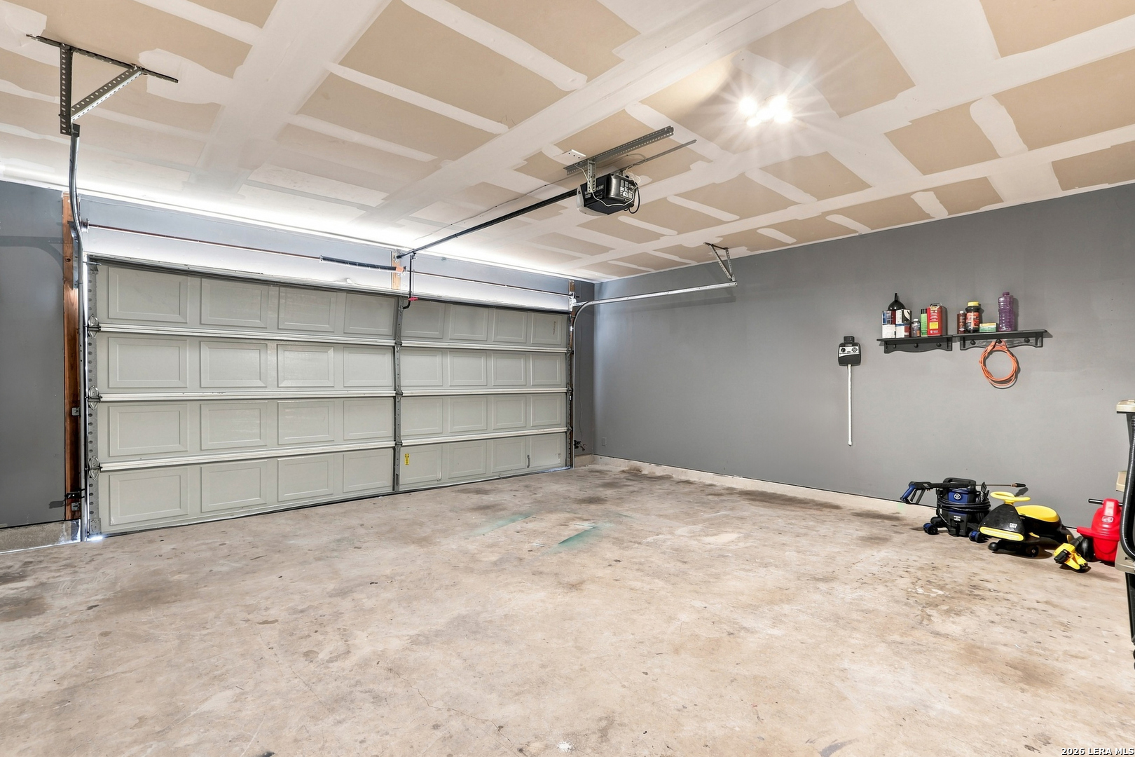 2515 Sunset Bend San Antonio TX 78244