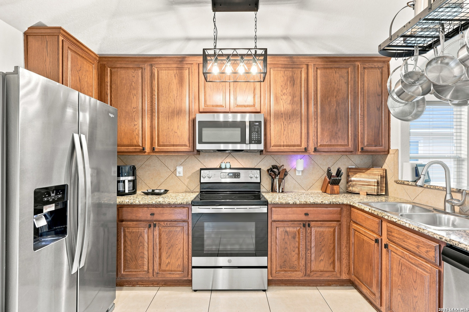 2515 Sunset Bend San Antonio TX 78244