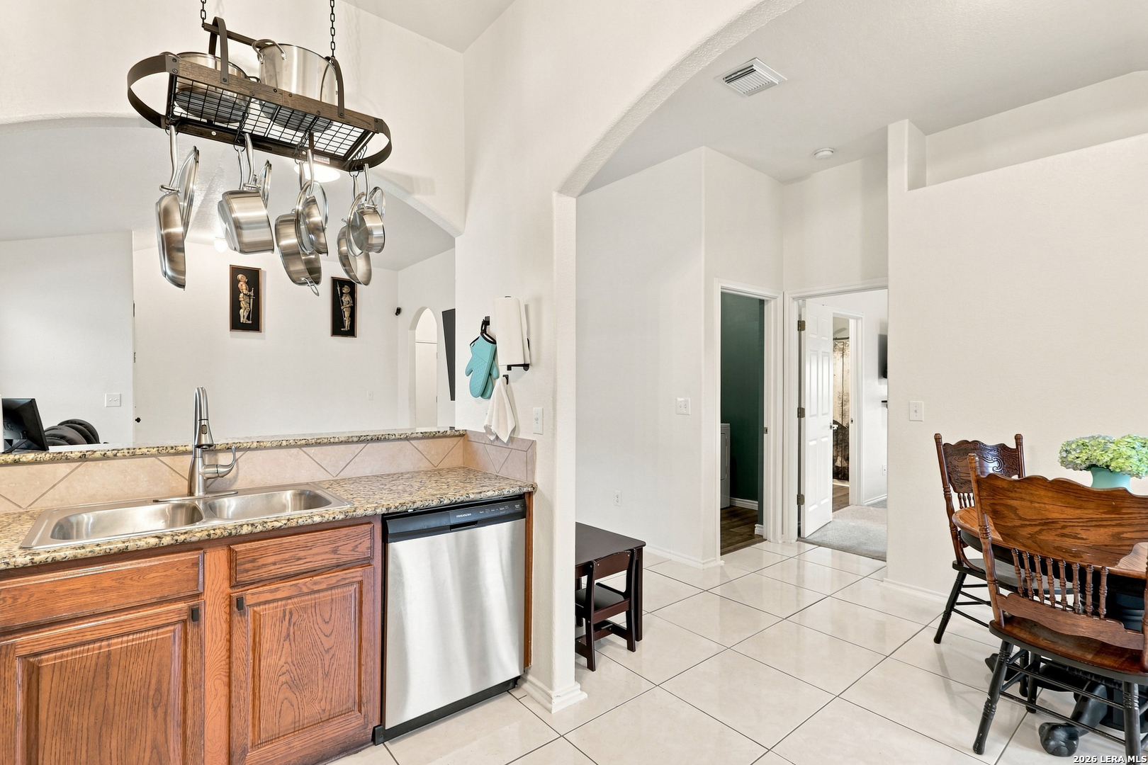 2515 Sunset Bend San Antonio TX 78244