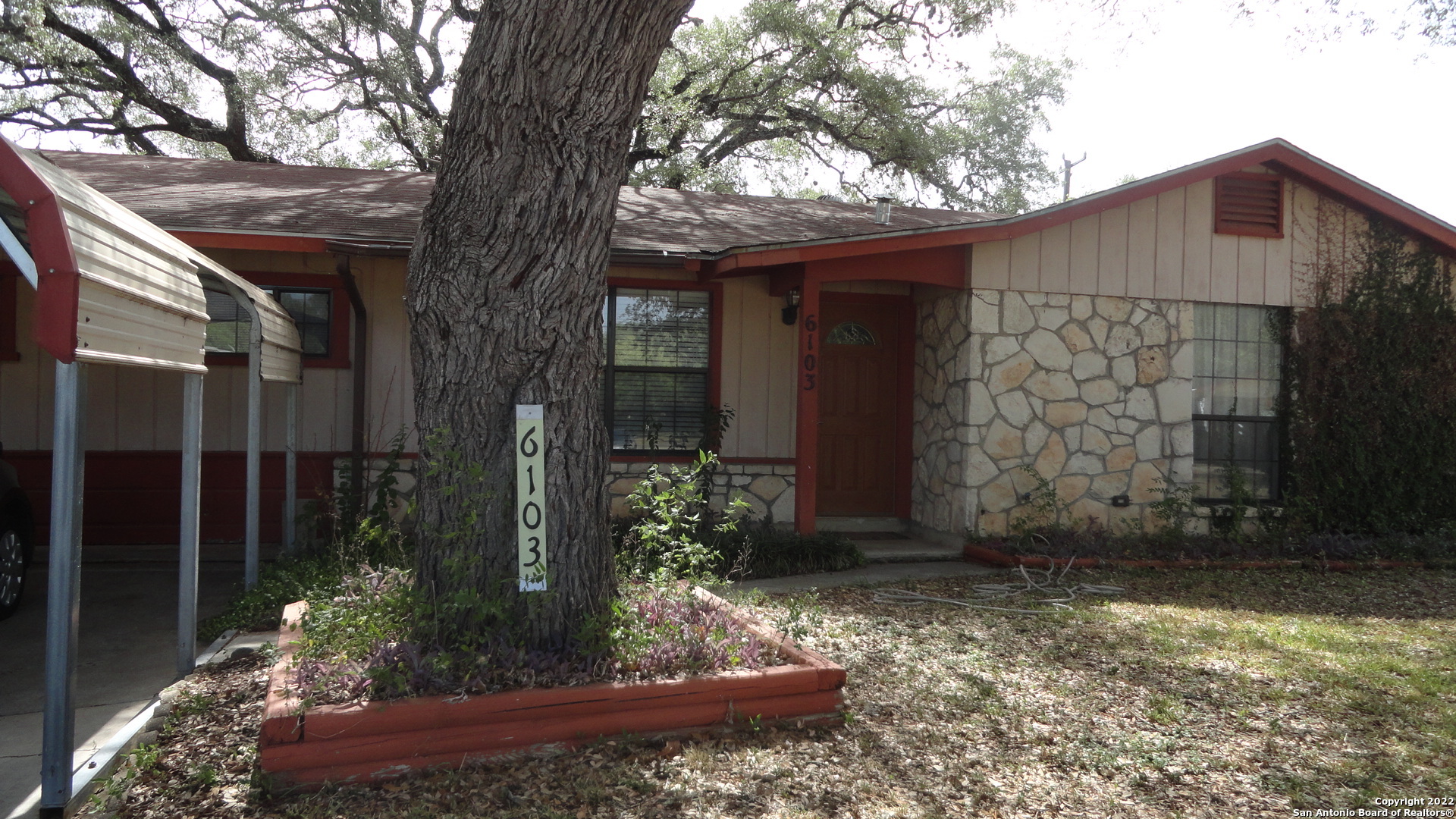 6103 War Bonnet Street San Antonio TX 78238