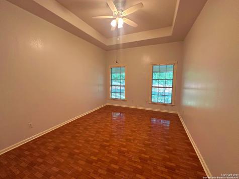 508 Lagunillas Charlotte TX 78011