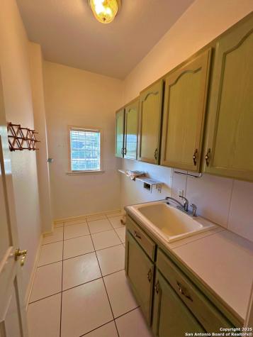 508 Lagunillas Charlotte TX 78011