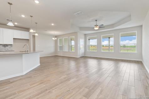 21144 Prairie Rose San Antonio TX 78264