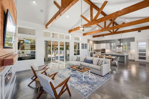 223 Oak Shores Canyon Lake TX 78133