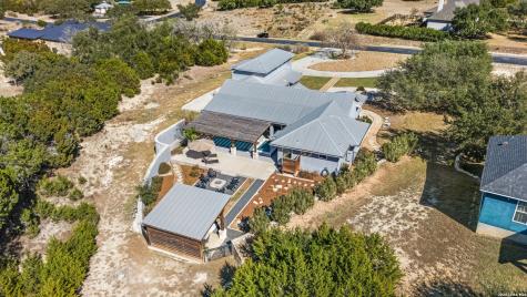 223 Oak Shores Canyon Lake TX 78133