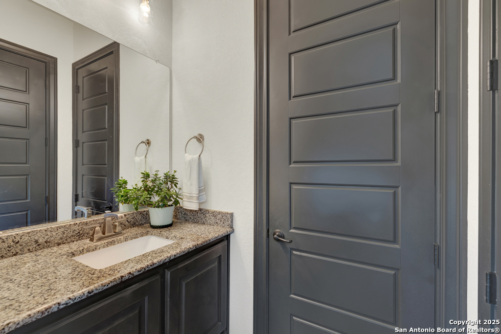 1931 Rothschild New Braunfels TX 78132