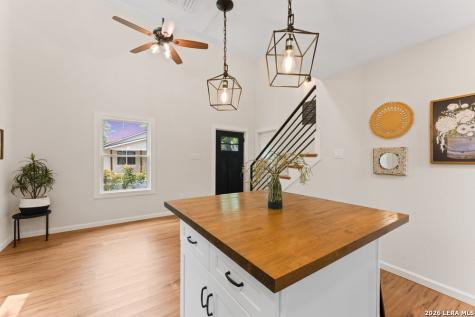 312 Riddle Street San Antonio TX 78210