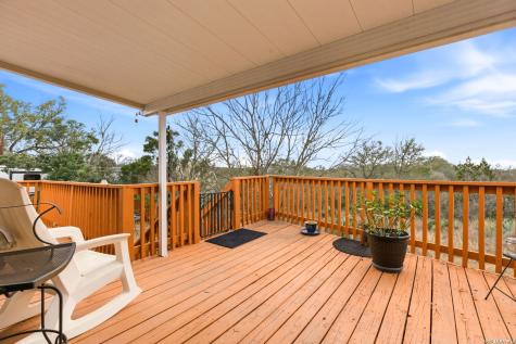 250 County Road 3829 San Antonio TX 78253