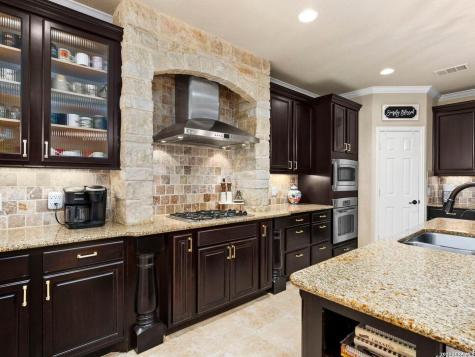 9706 Rosemire Way San Antonio TX 78254