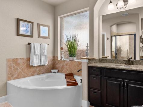 9706 Rosemire Way San Antonio TX 78254