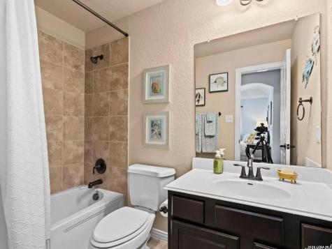 9706 Rosemire Way San Antonio TX 78254