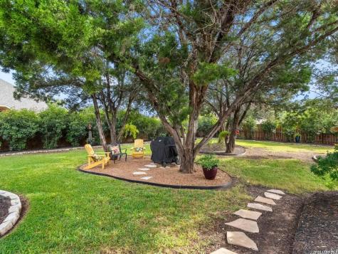 9706 Rosemire Way San Antonio TX 78254