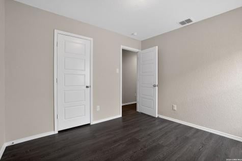 7519 Twin Pine Court Converse TX 78109
