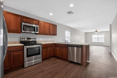 7519 Twin Pine Court Converse TX 78109