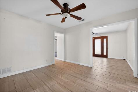 212 Djenadi Drive Pleasanton TX 78064