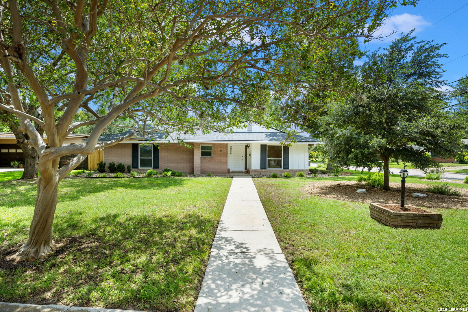 8235 Greenbrier San Antonio TX 78209
