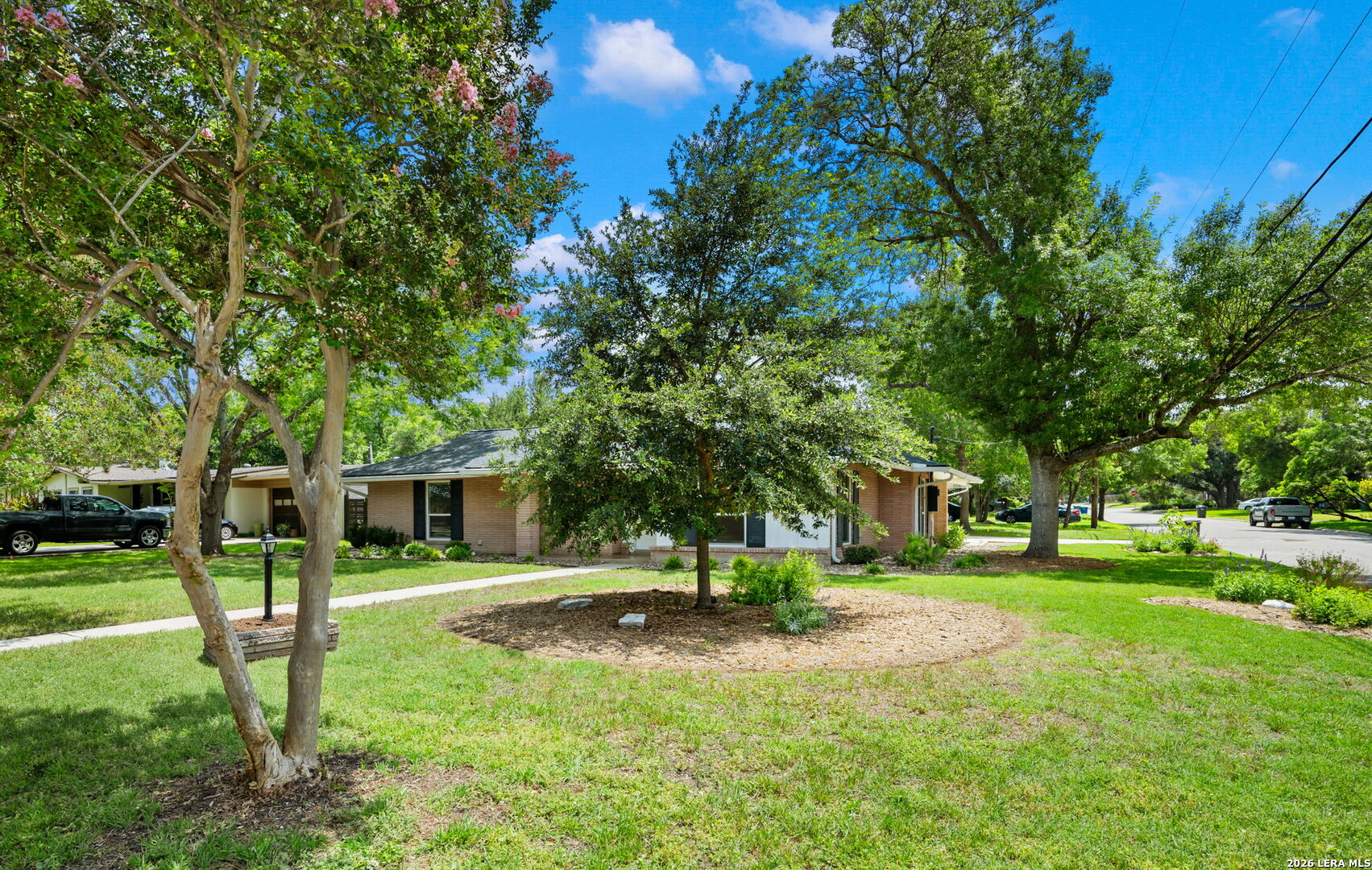 8235 Greenbrier San Antonio TX 78209