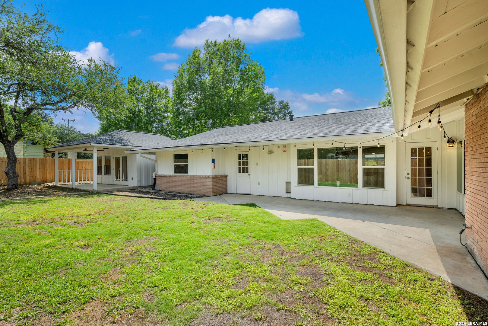 8235 Greenbrier San Antonio TX 78209