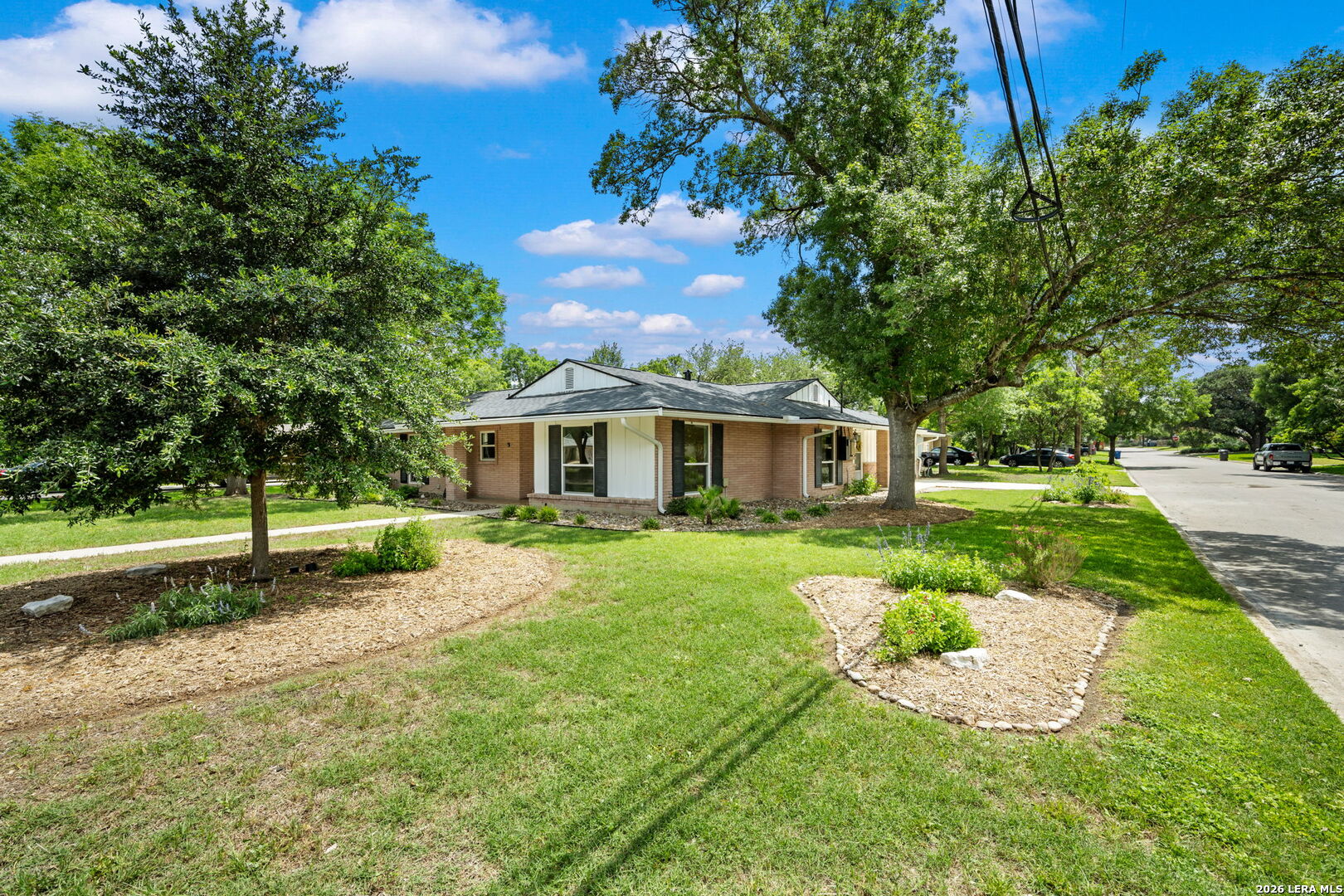 8235 Greenbrier San Antonio TX 78209