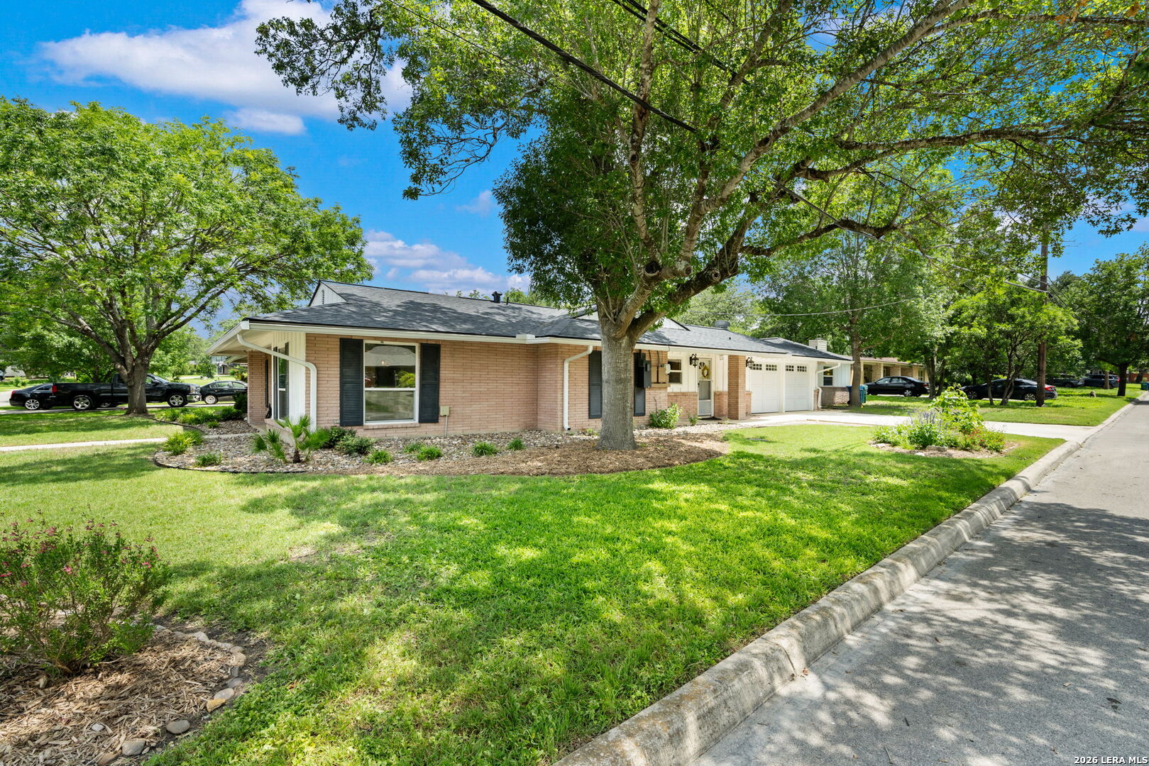 8235 Greenbrier San Antonio TX 78209