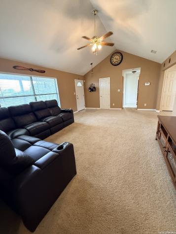 1520 Lakeside Drive Lakehills TX 78063