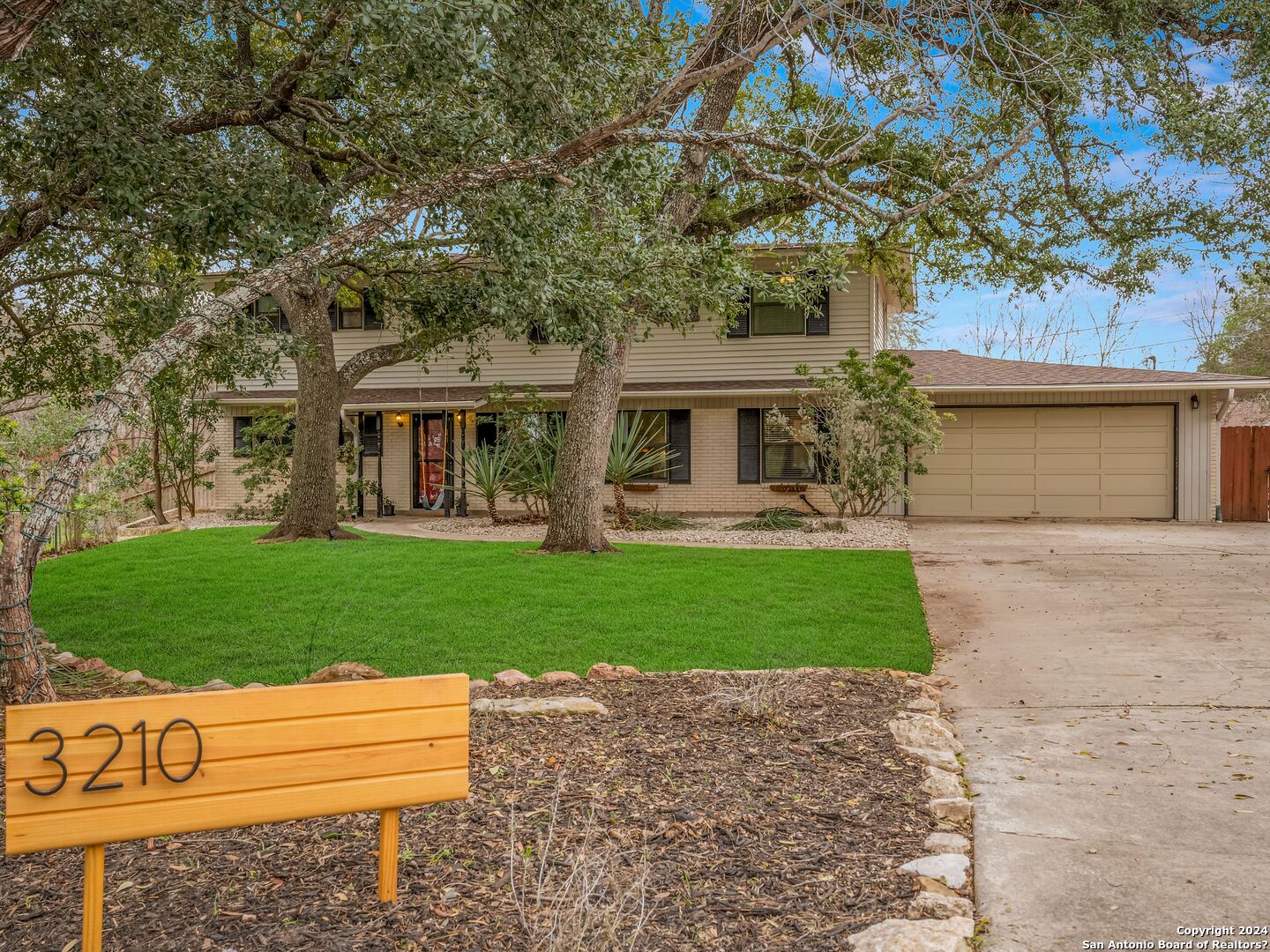 3210 Woodcrest Drive San Antonio TX 78209