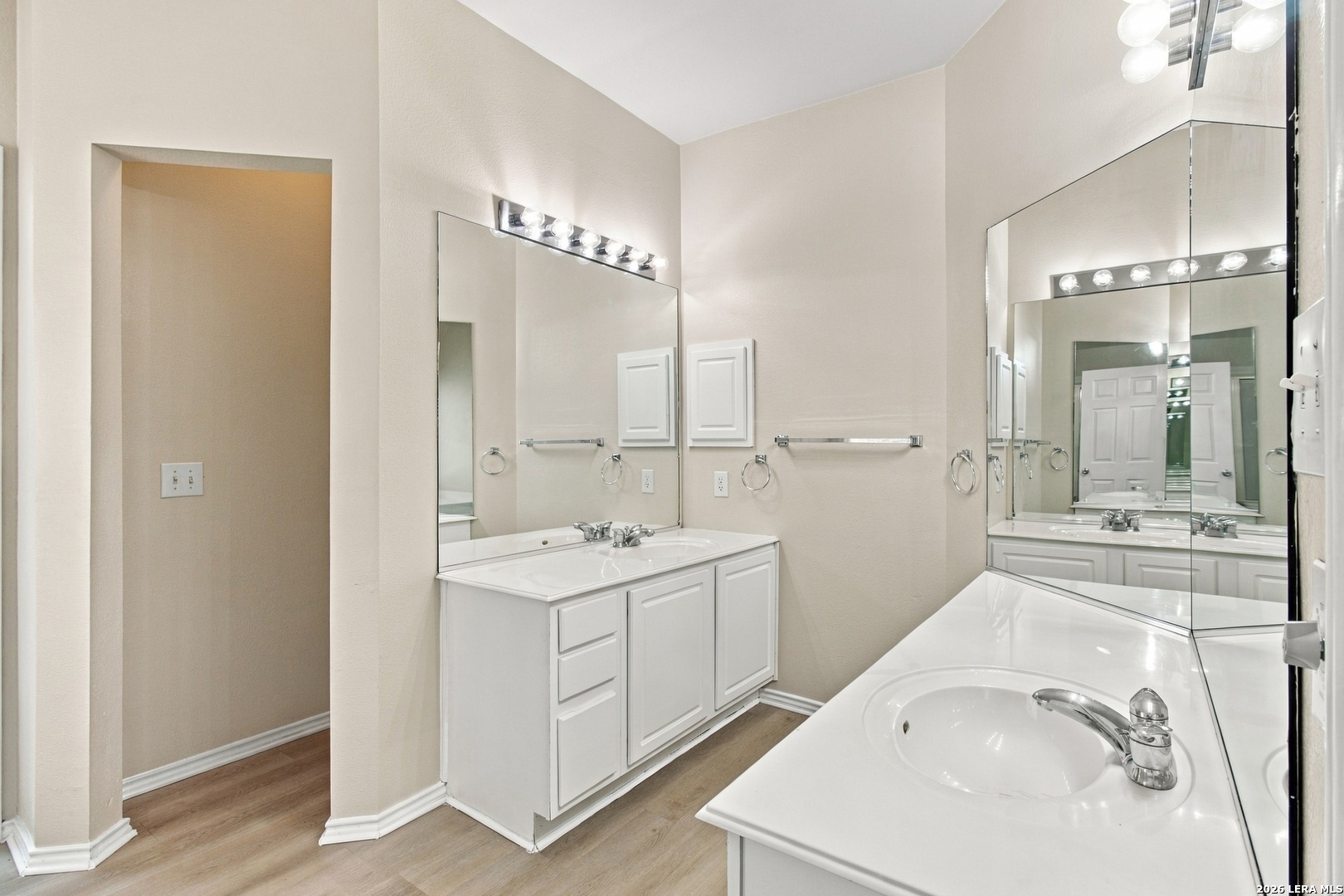 1007 Serenata Circle San Antonio TX 78216