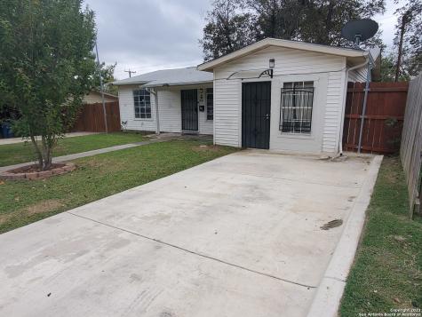 218 Pollydale Avenue San Antonio TX 78223