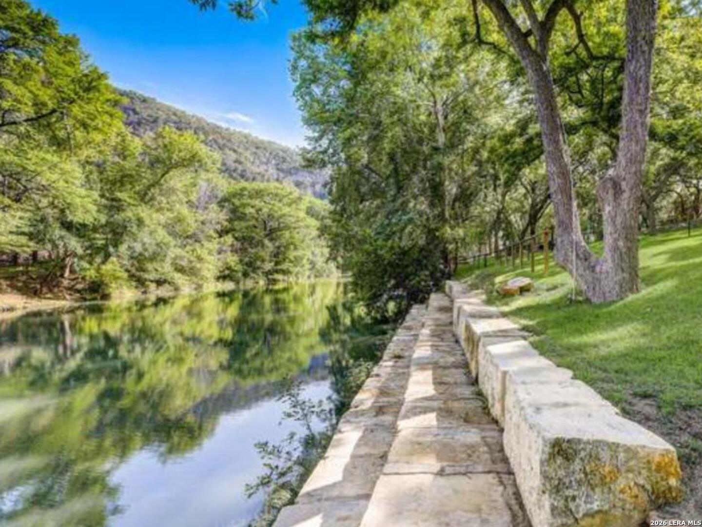 1806 Ponderosa New Braunfels TX 78132