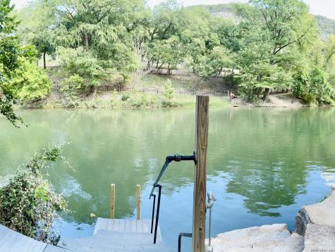 1806 Ponderosa New Braunfels TX 78132