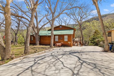 1806 Ponderosa New Braunfels TX 78132