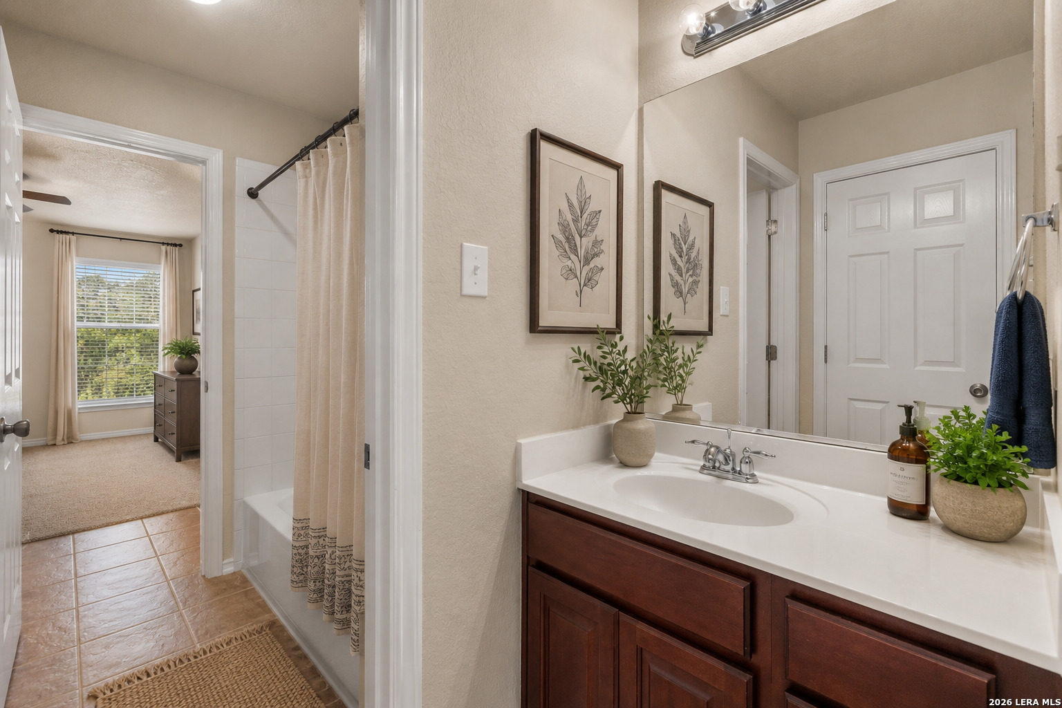 10527 Shire Country San Antonio TX 78254
