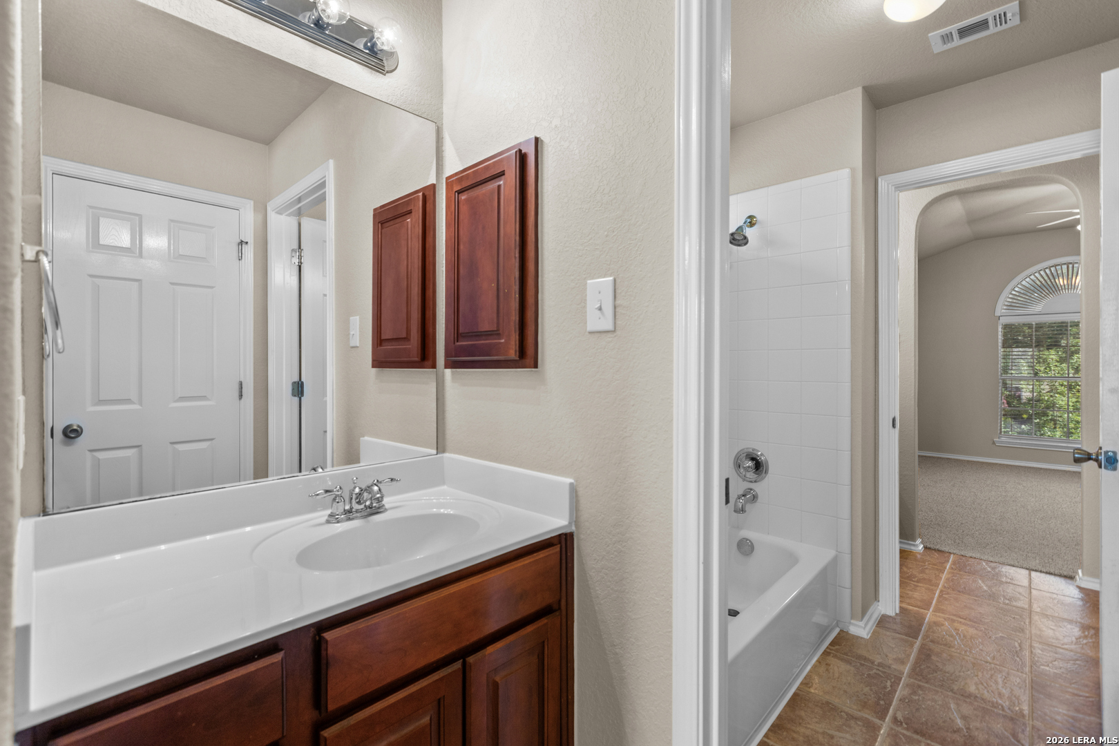 10527 Shire Country San Antonio TX 78254