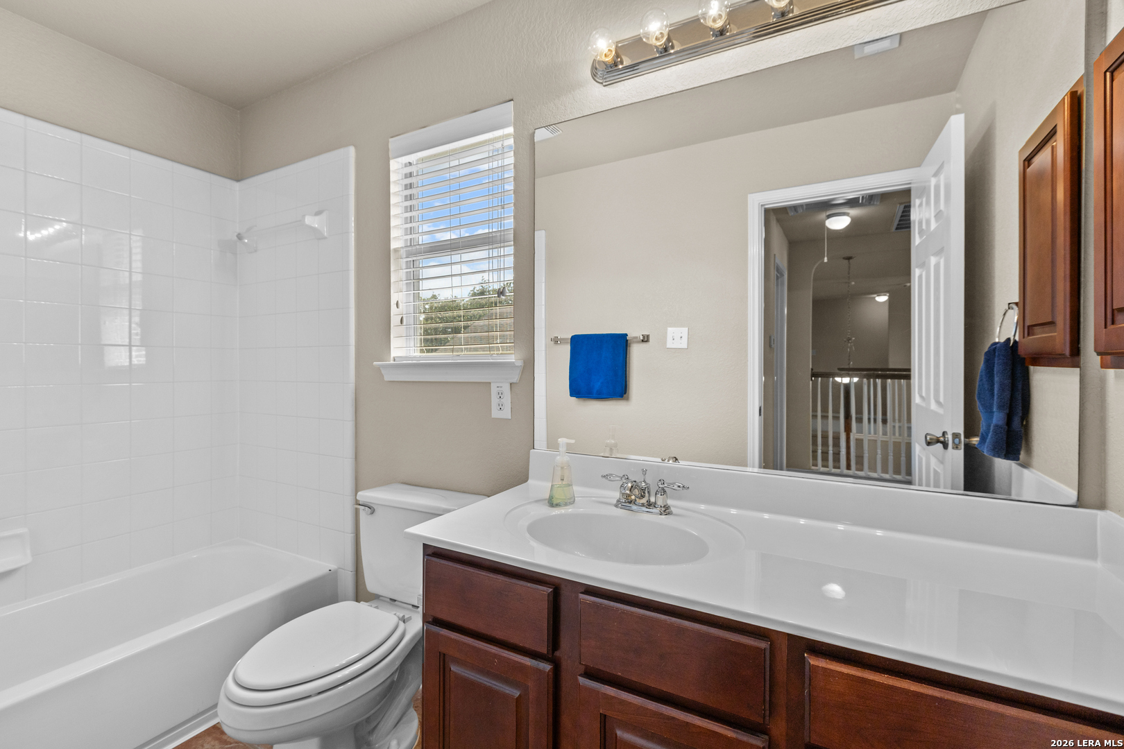 10527 Shire Country San Antonio TX 78254